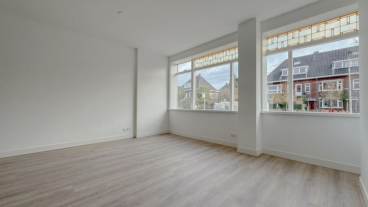 Gerenoveerd huis met tuin in Duivendrecht - Afbeelding 3