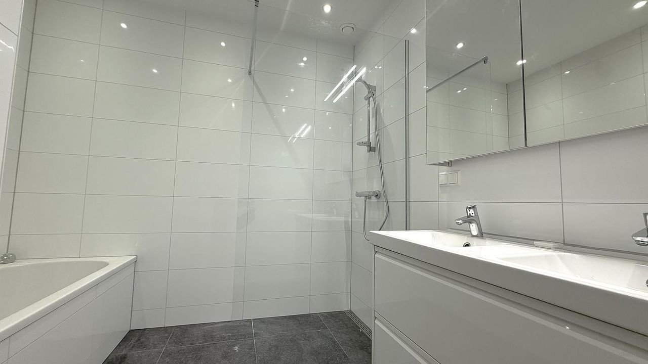 Gerenoveerd huis met tuin in Duivendrecht - Afbeelding 9