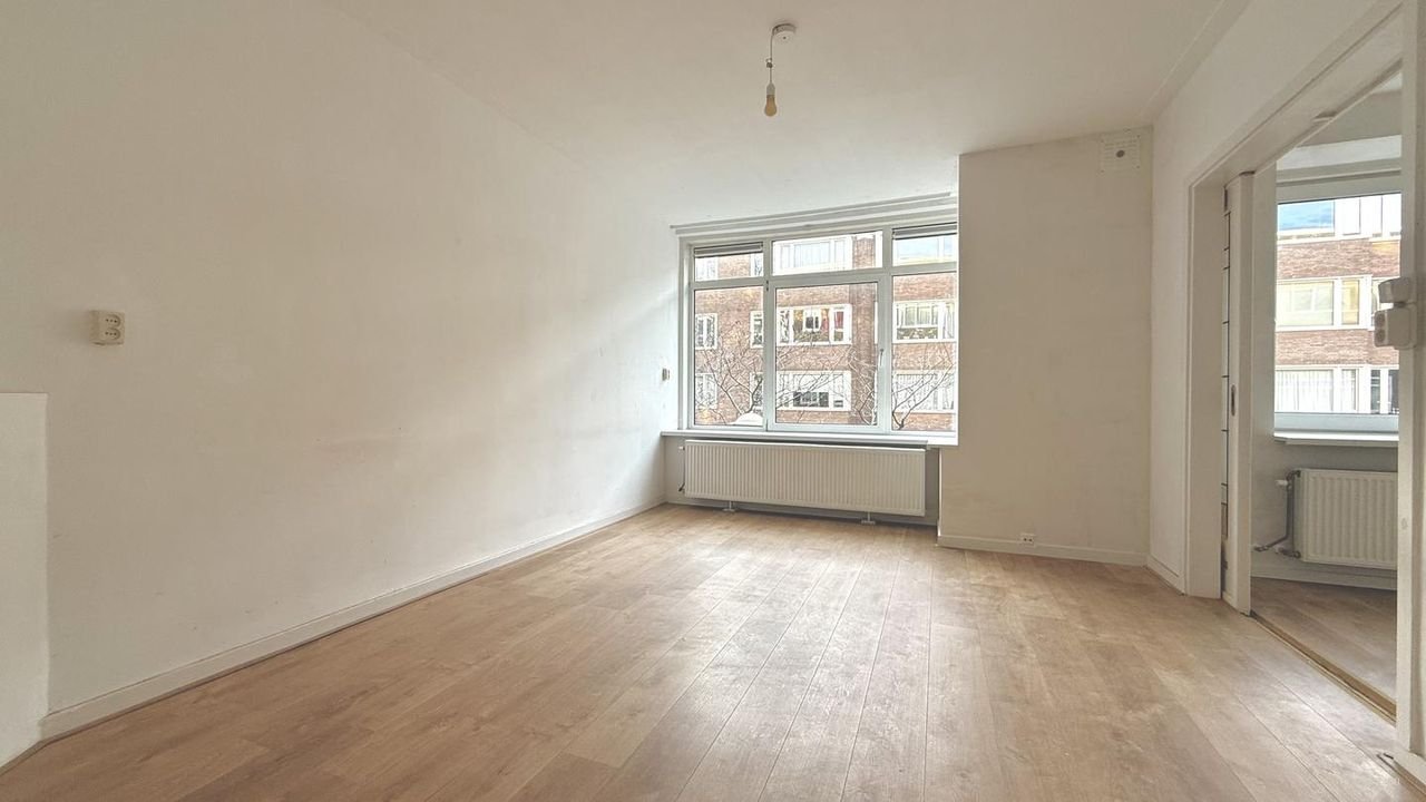 Licht appartement in de Erasmusparkbuurt - Afbeelding 2