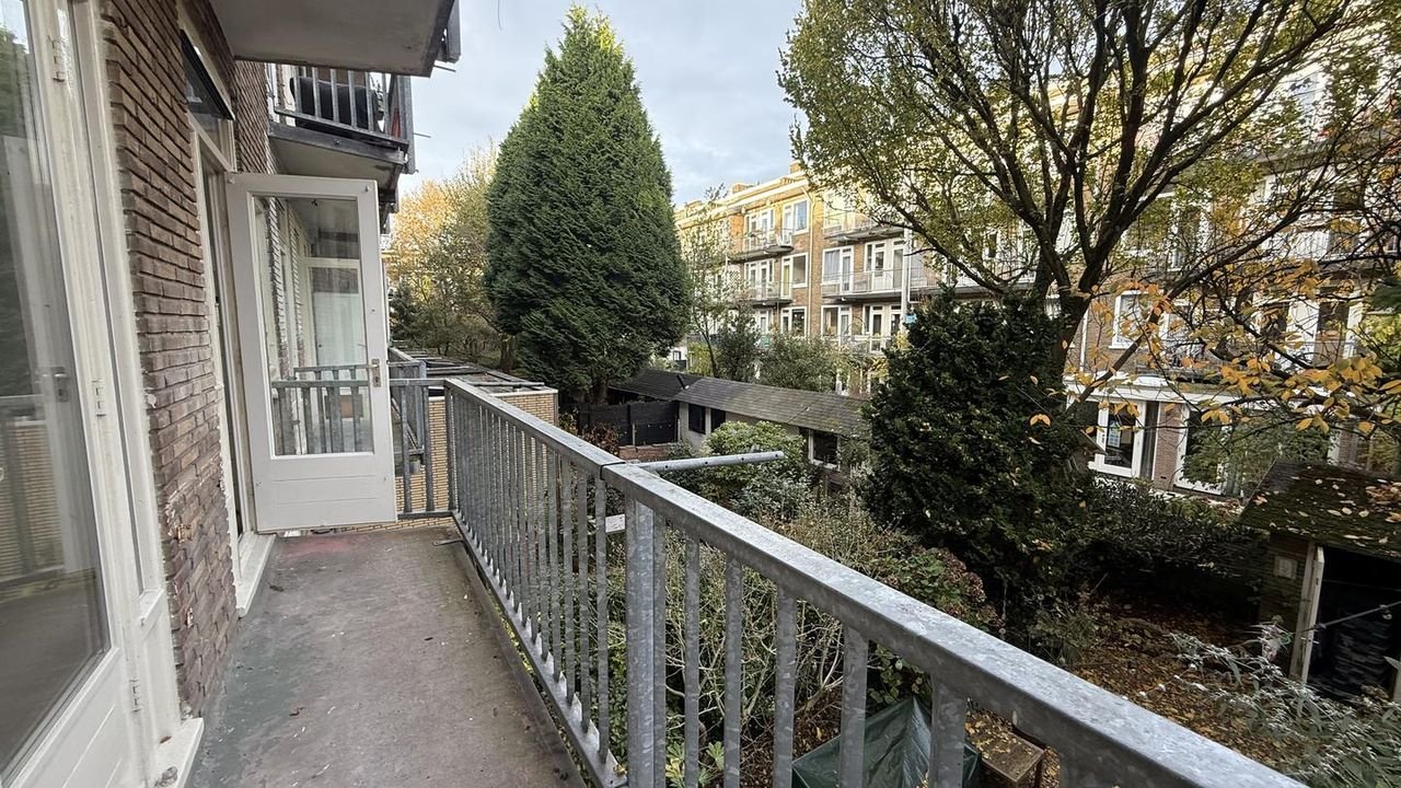 Licht appartement in de Erasmusparkbuurt - Afbeelding 1