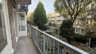 Licht appartement in de Erasmusparkbuurt