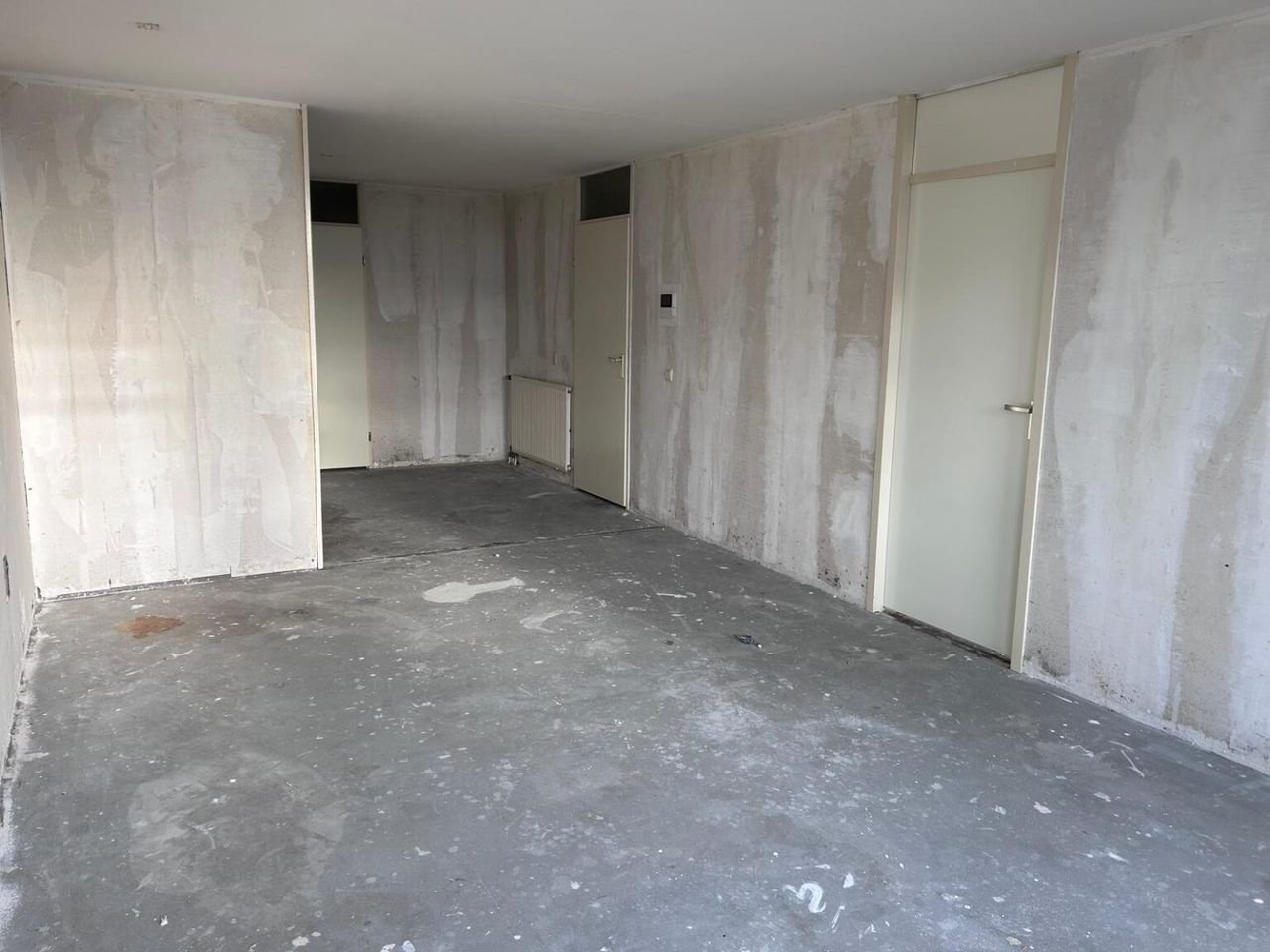 55+ Apartment above supermarket - Image 3