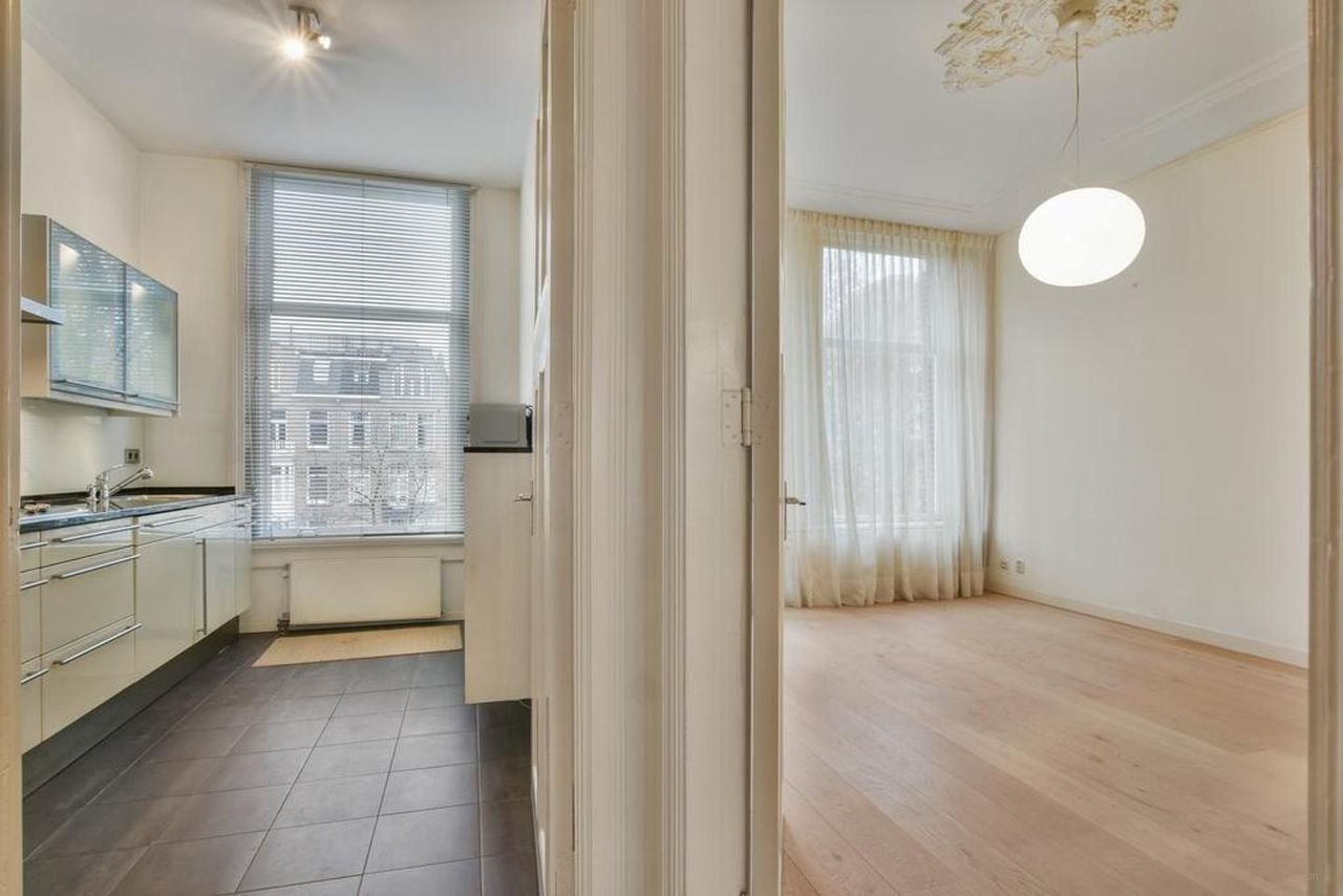 145 m2 Duplex near Vondelpark - Image 15
