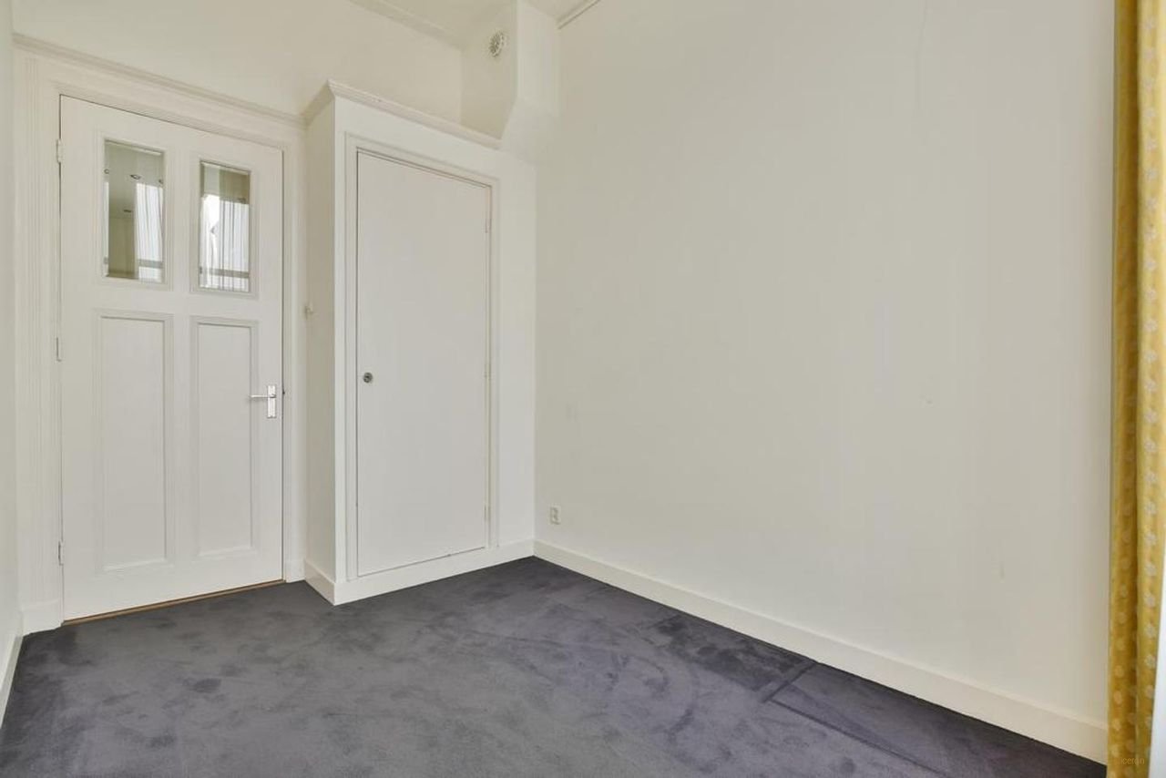 145 m2 Duplex near Vondelpark - Image 17
