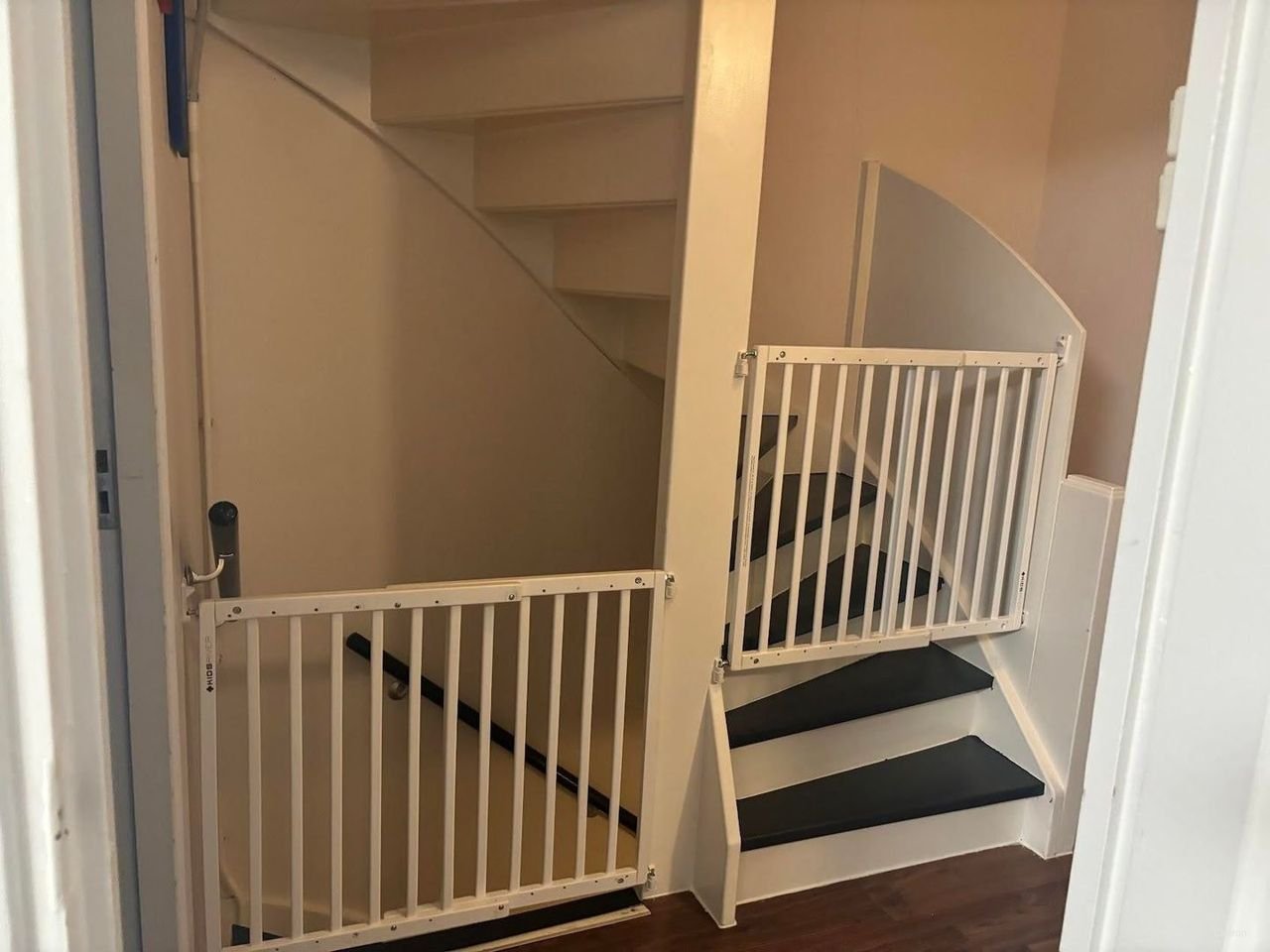 Gemeubileerd huis met zonnepanelen - Afbeelding 9