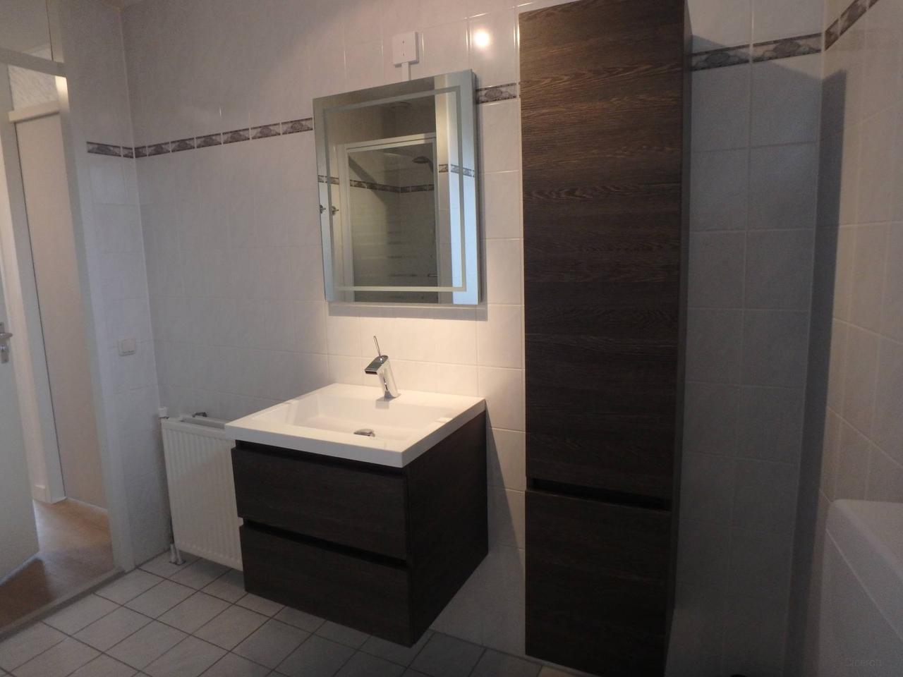 Spacious 4-bedroom family home near ISE - Image 13