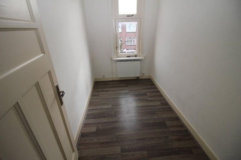 Lichte bovenwoning met 3 slaapkamers - Afbeelding 4