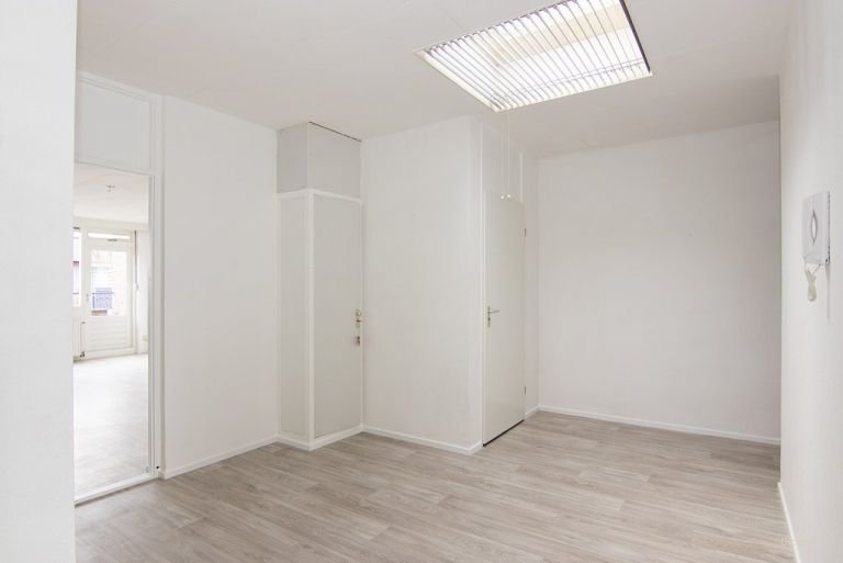 Apartment in Roermond city center with elevator - Image 10