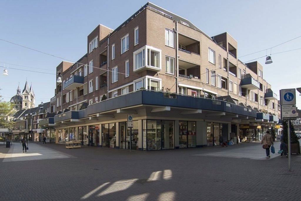 Apartment in Roermond city center with elevator - Image 2
