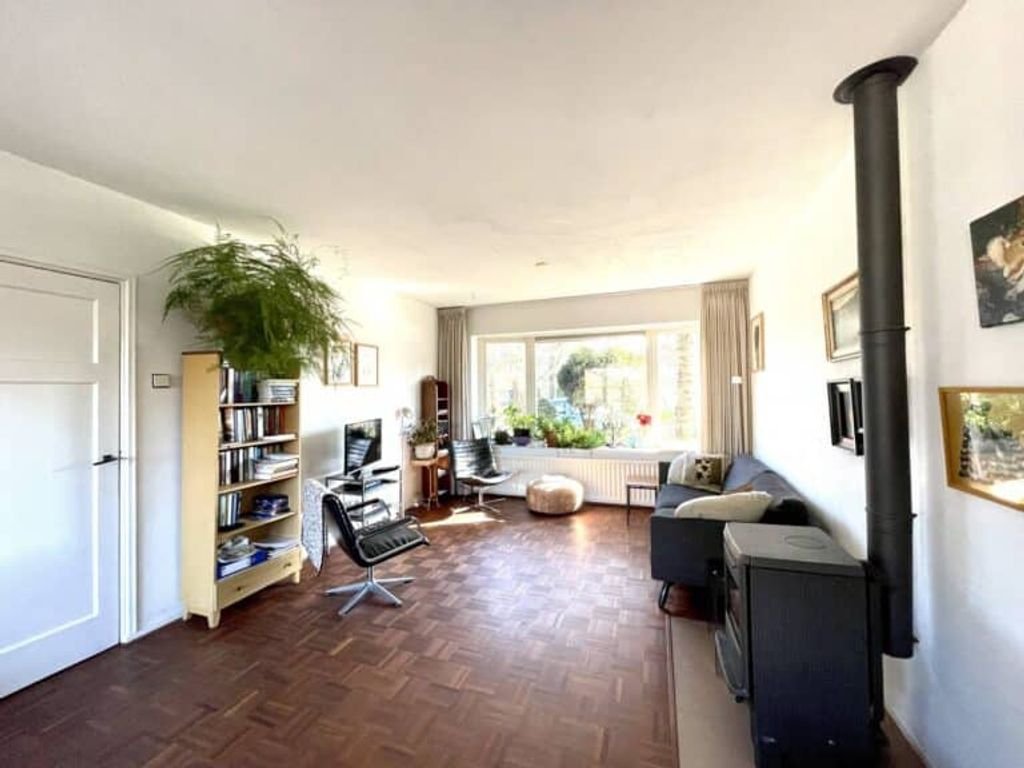 Gemeubileerd jaren '50 huis met zonnige tuin - Afbeelding 2