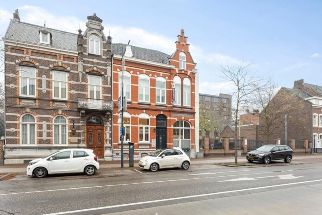 Modern living on the Willem II Singel - Image 2