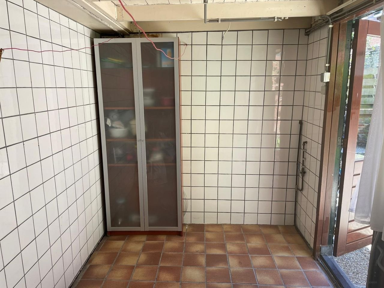 Spacious house with garden and roof terrace - Image 44