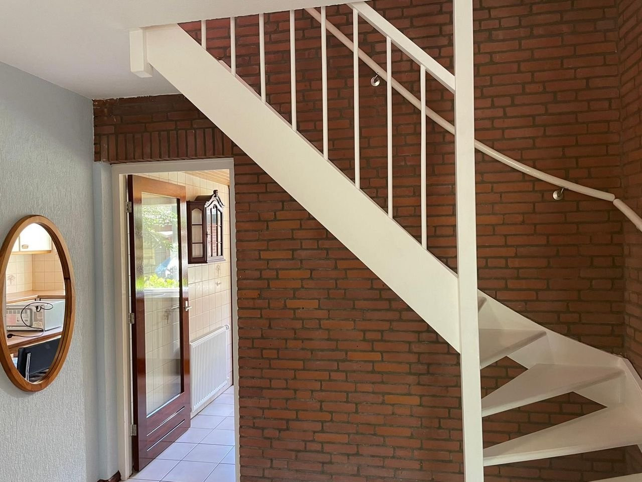 Spacious house with garden and roof terrace - Image 20