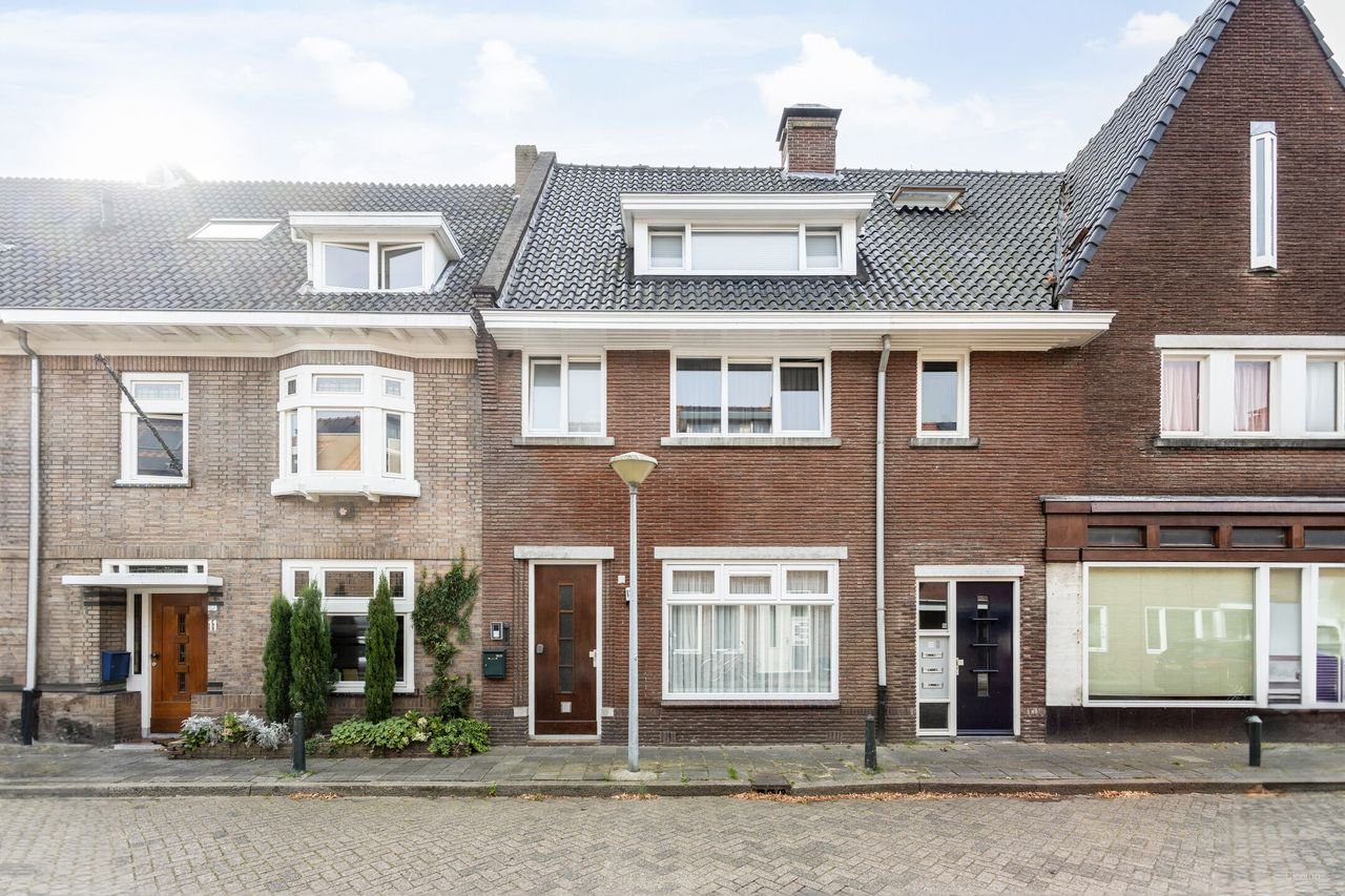 Benedenwoning met tuin in Strijp - Afbeelding 1