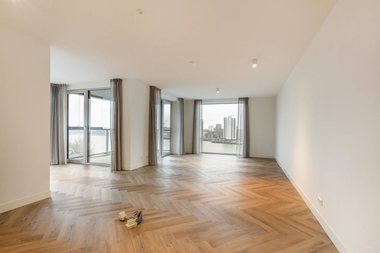 New-build apartment of 103 m² on the Maas - Image 1