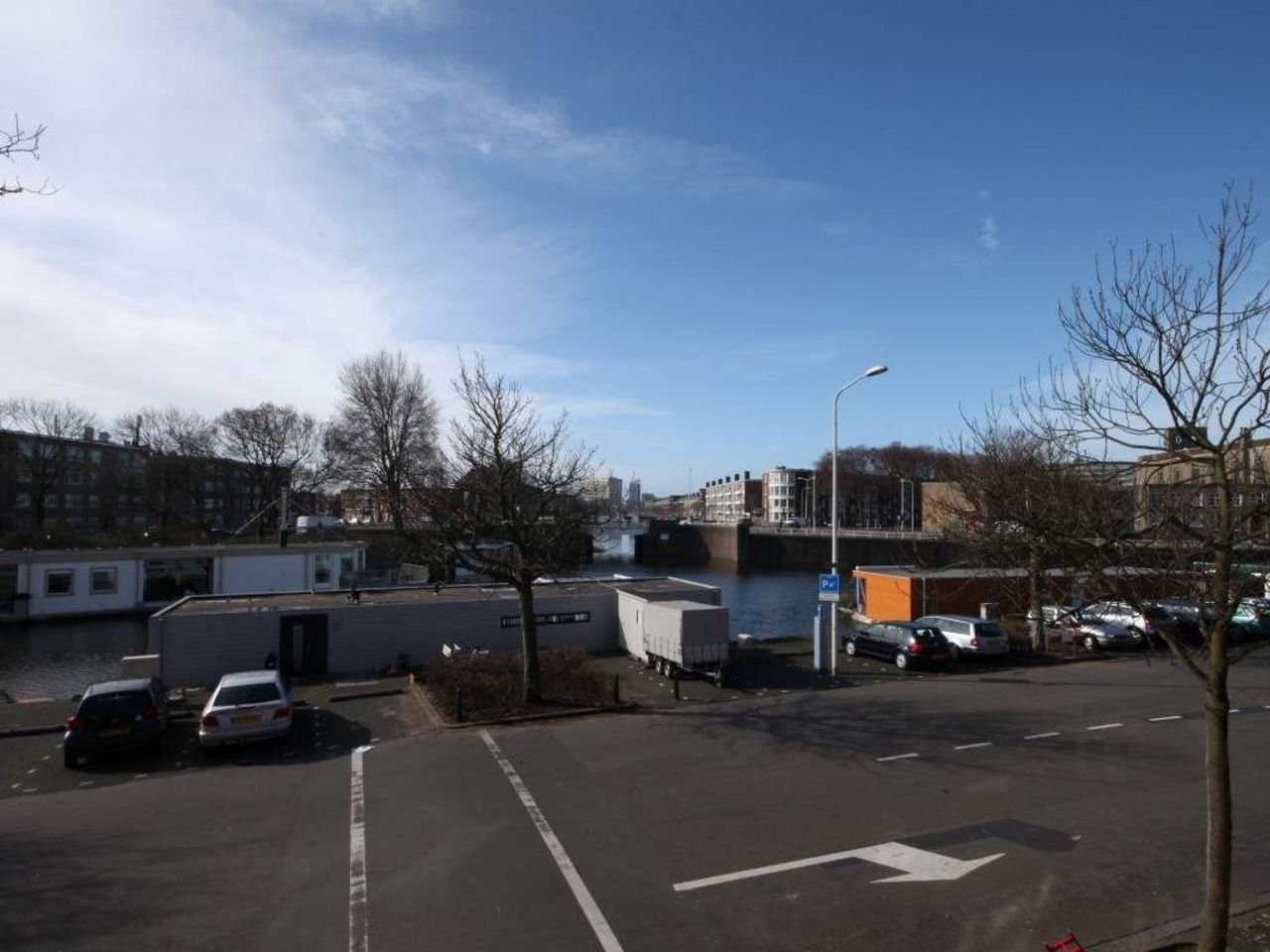 3-kamer woning met uitzicht op woonboten - Afbeelding 17