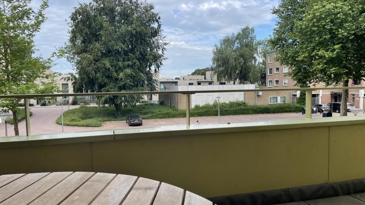 3-kamerappartement met balkon in Emmen - Afbeelding 9