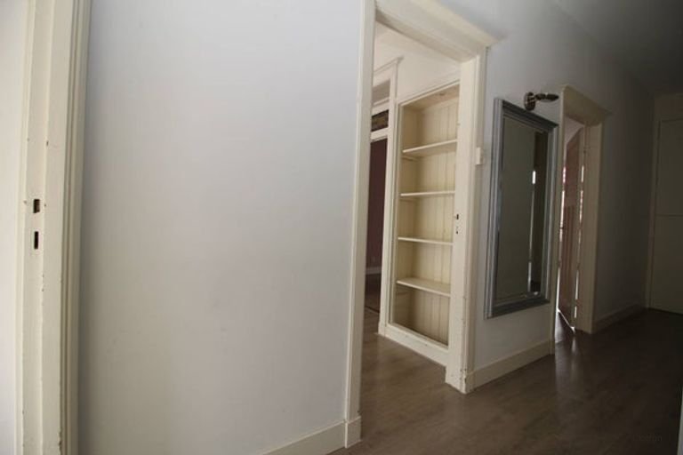 En-suite appartement met balkon in Bezuidenhout - Afbeelding 25