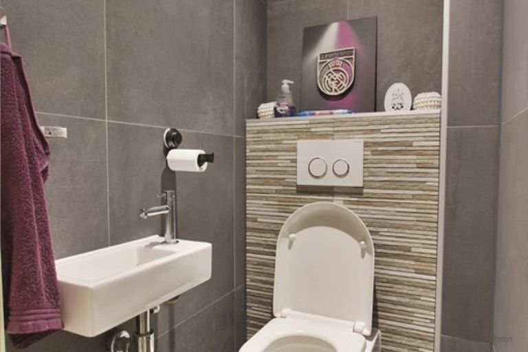 Royaal drive-in huis met 4 balkons en parking - Afbeelding 21