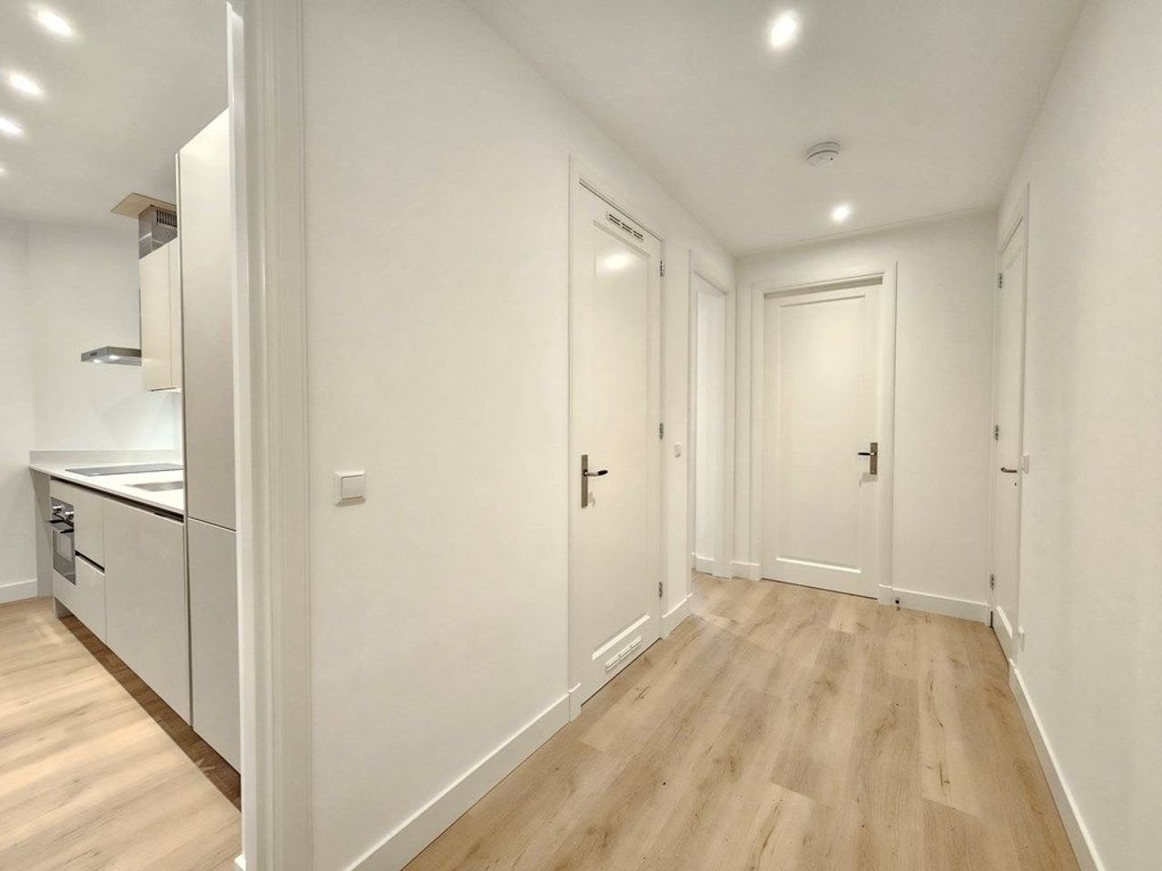 Jekerstraat: 76m² met twee balkons - Afbeelding 9