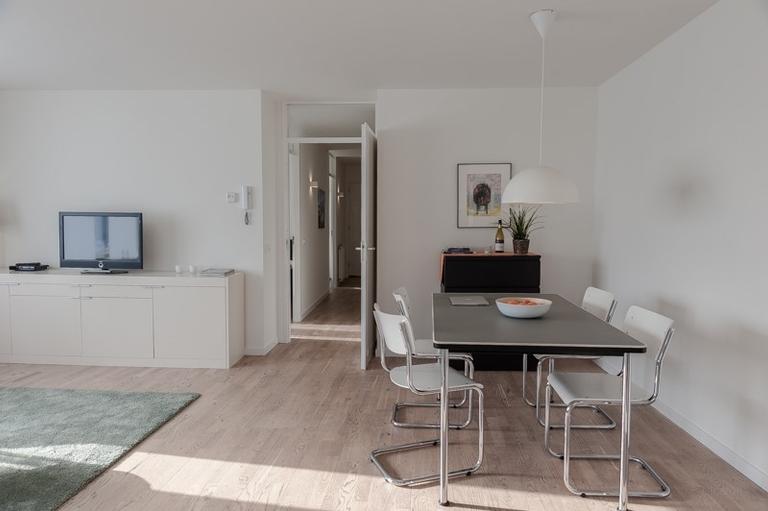 Gemeubileerd 3-kamerappartement met parkeren - Afbeelding 8
