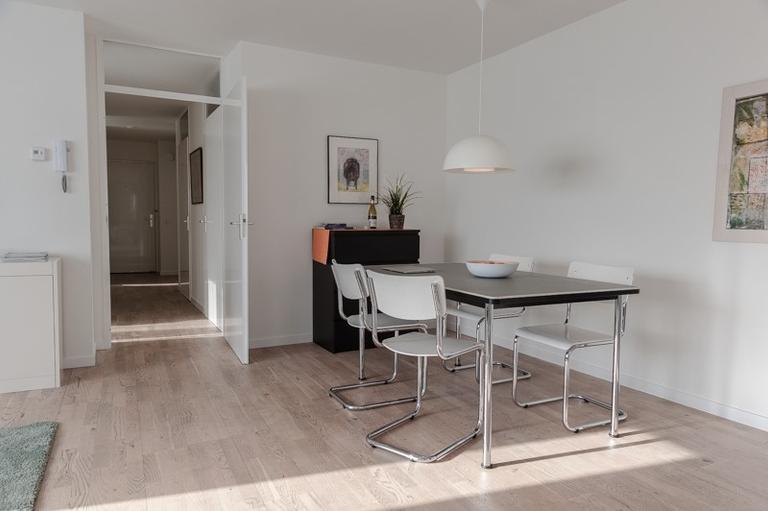 Gemeubileerd 3-kamerappartement met parkeren - Afbeelding 9