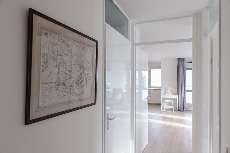 Gemeubileerd 3-kamerappartement met parkeren - Afbeelding 23