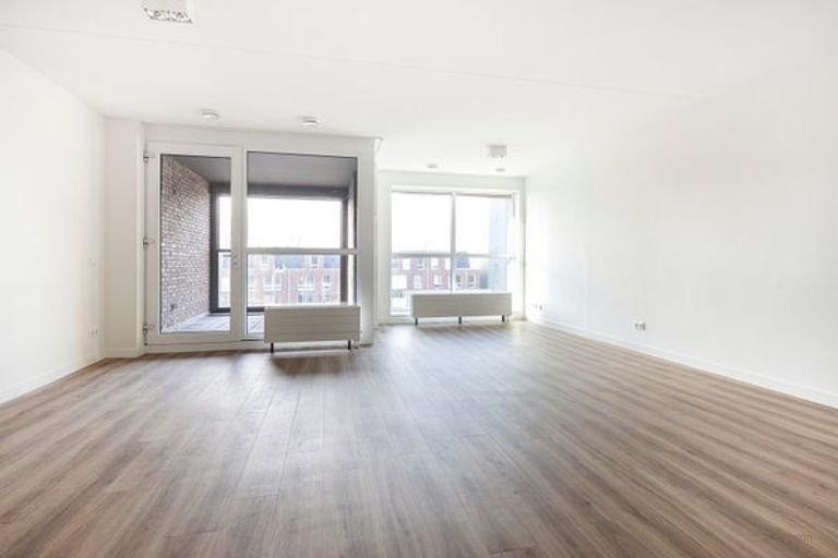 Modern 3-kamer appartement met parking - Afbeelding 2