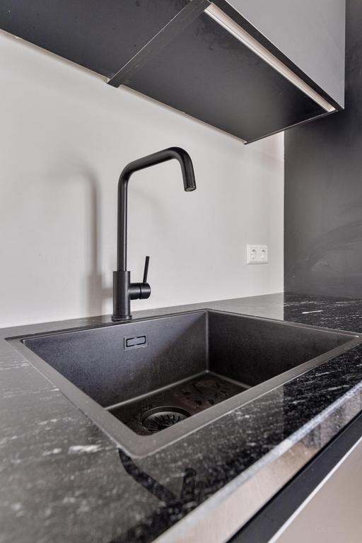 Gloednieuw appartement met groot dakterras - Afbeelding 13