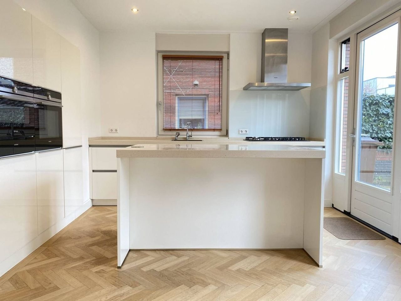 Hoekwoning met 5 slaapkamers in Oog in Al - Afbeelding 8