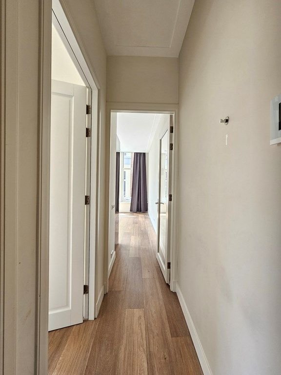 Corner Apartment on Spuistraat - Image 5