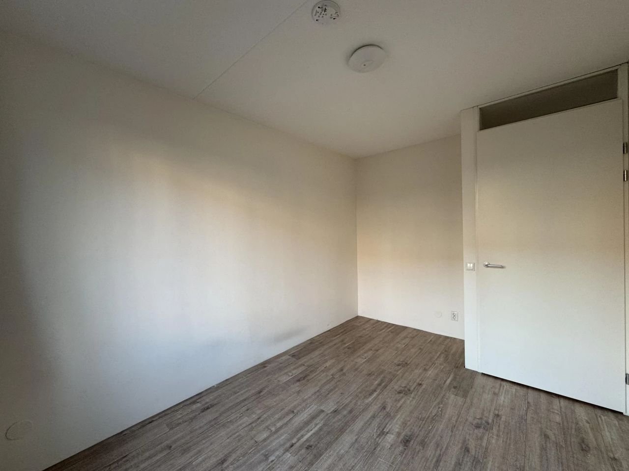 3-bedroom maisonette with terrace - Image 14