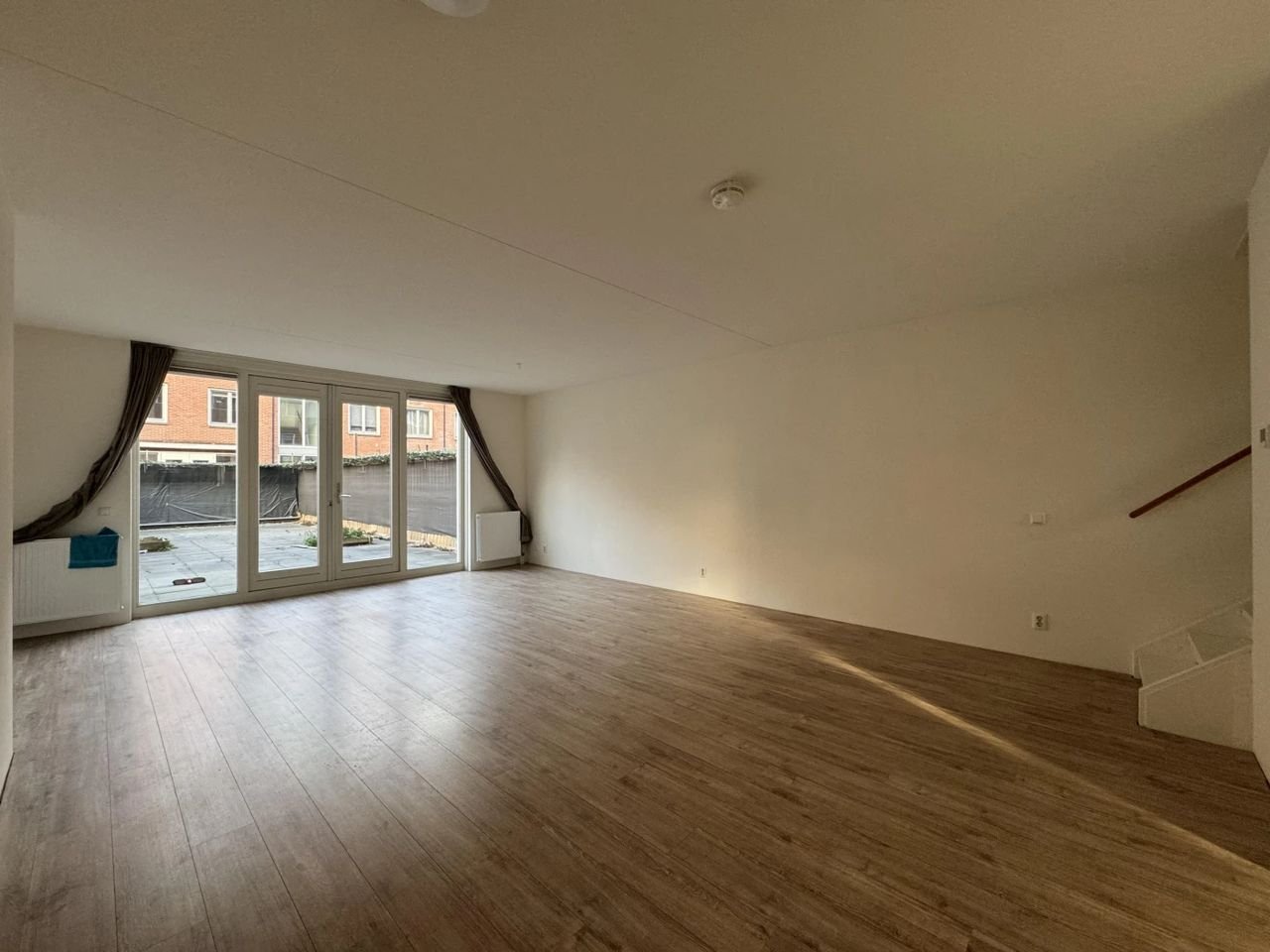 3-bedroom maisonette with terrace - Image 7