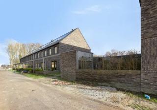 Eengezinswoning met 4 slaapkamers en terras - Afbeelding 2