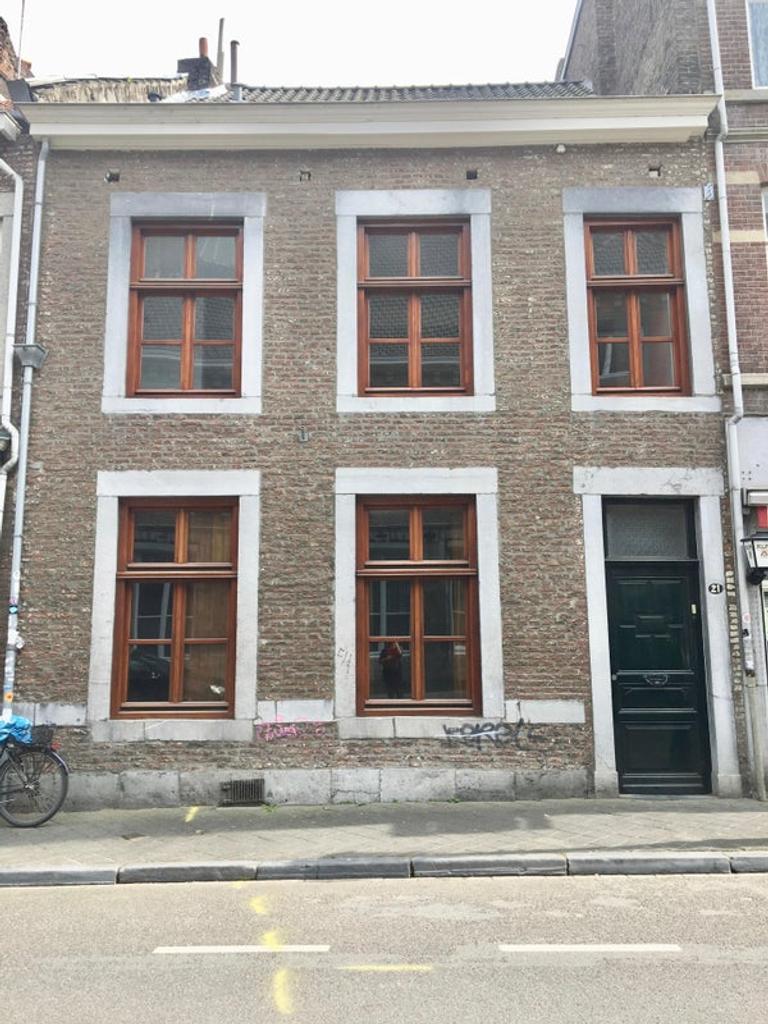 Room with private bathroom in the heart of Maastricht - Image 1