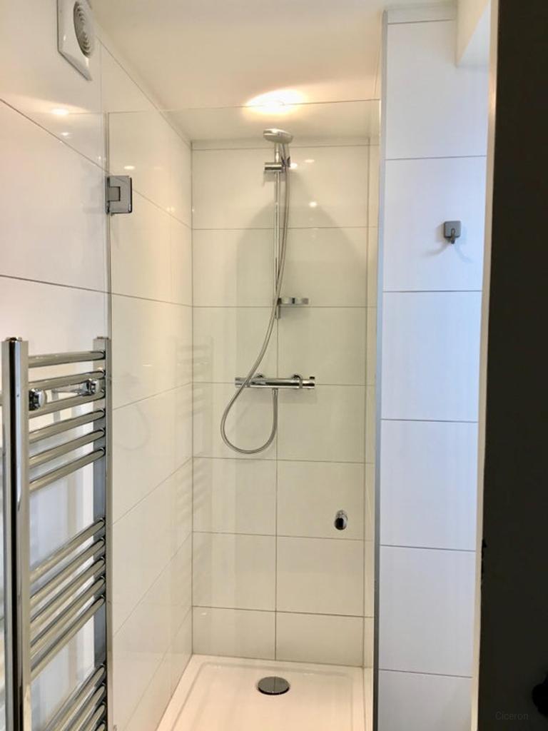 Room with private bathroom in the heart of Maastricht - Image 3