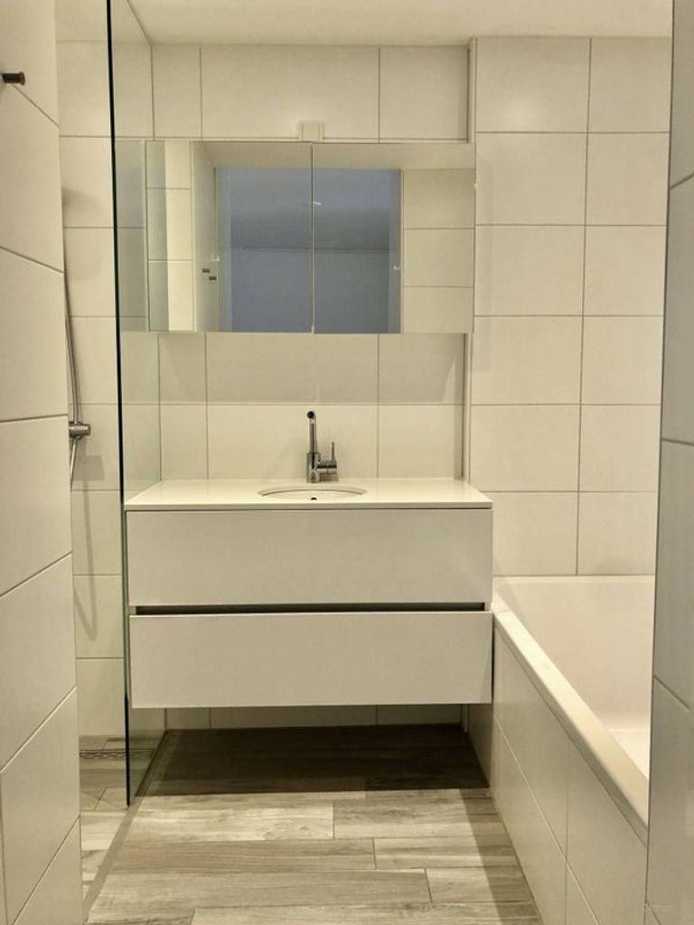 Modern apartment in Wyck with balcony and elevator - Image 3