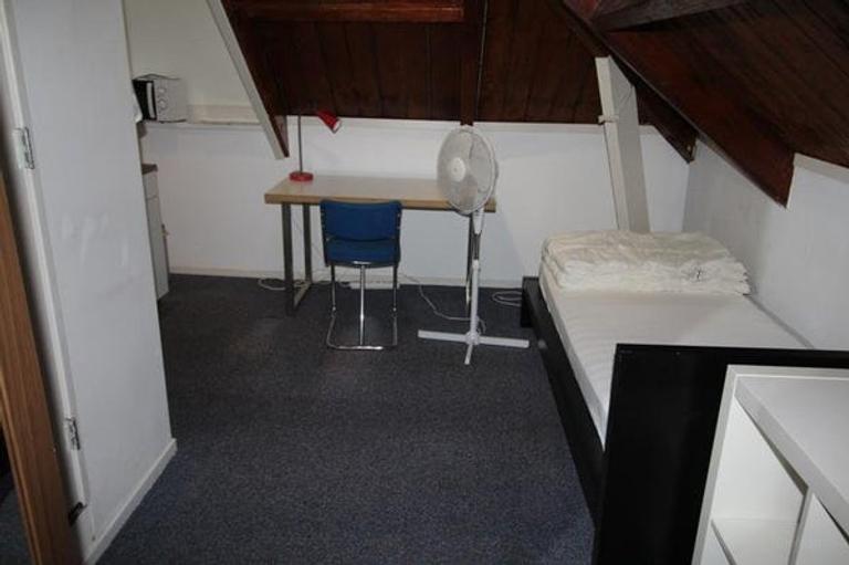 Furnished 30 m² studio in Enschede - Image 2