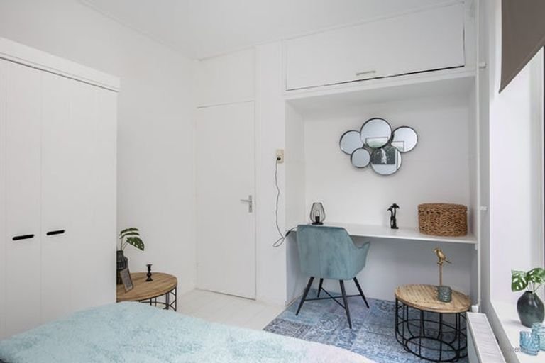 Gemeubileerde kamer met tuin in West - Afbeelding 2