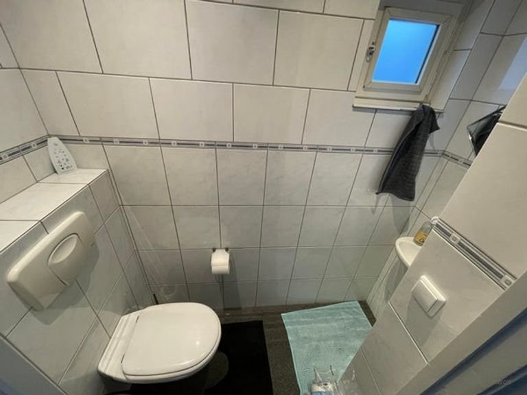 Ruime studentenkamer (20m²) met tuin in Meerssen - Afbeelding 12