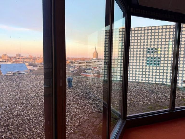 Licht appartement met uitzicht op Utrecht - Afbeelding 32