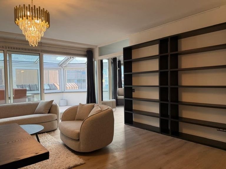 Licht appartement met uitzicht op Utrecht - Afbeelding 6