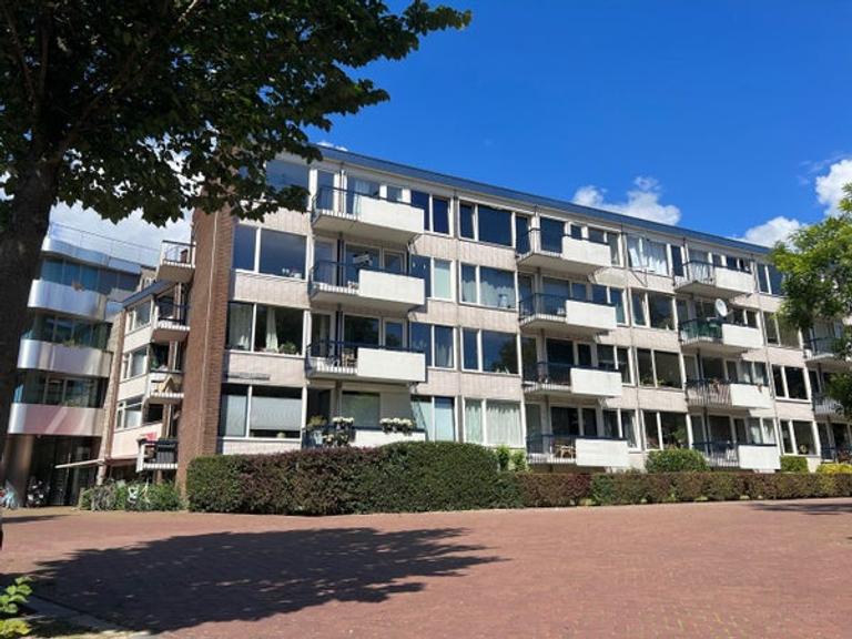 80 m² appartement met 2 balkons - Afbeelding 1