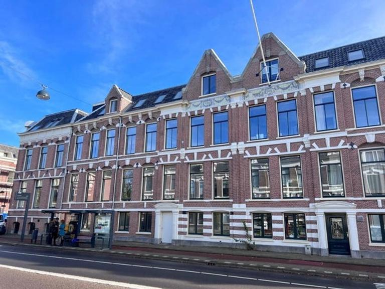 2-slaapkamerappartement met balkon - Afbeelding 2