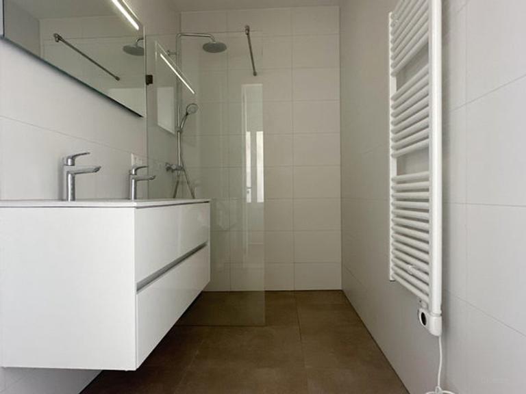 2-slaapkamerappartement met balkon - Afbeelding 14