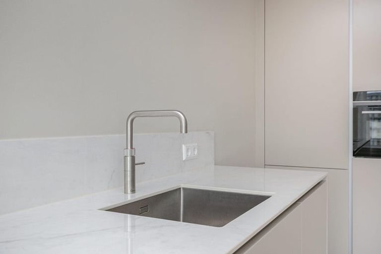 Kruiskade: 84m² luxe met groot balkon - Afbeelding 6