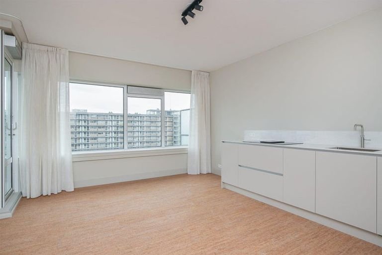 Kruiskade: 84m² luxe met groot balkon - Afbeelding 4