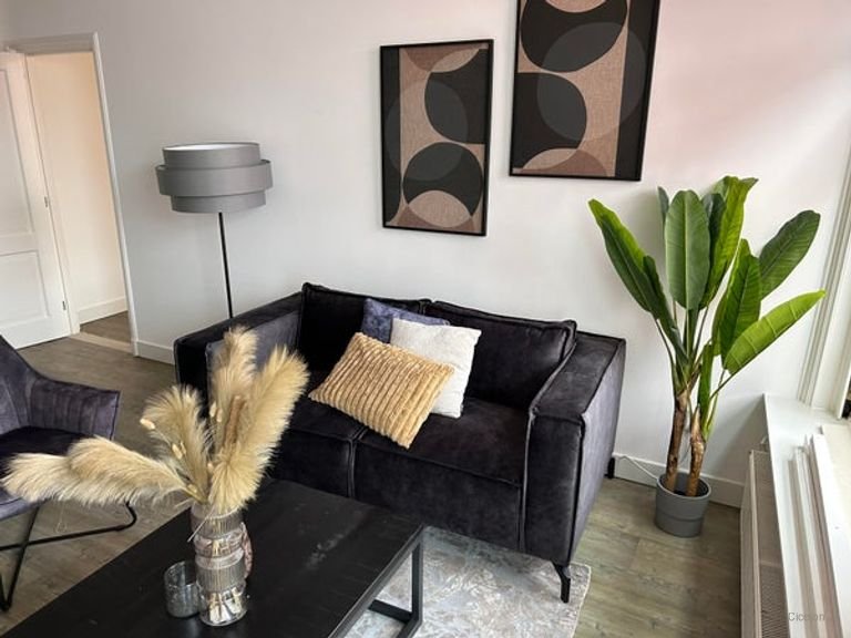 Quiet living on the Botermarkt in Leiden (70m²) - Image 8