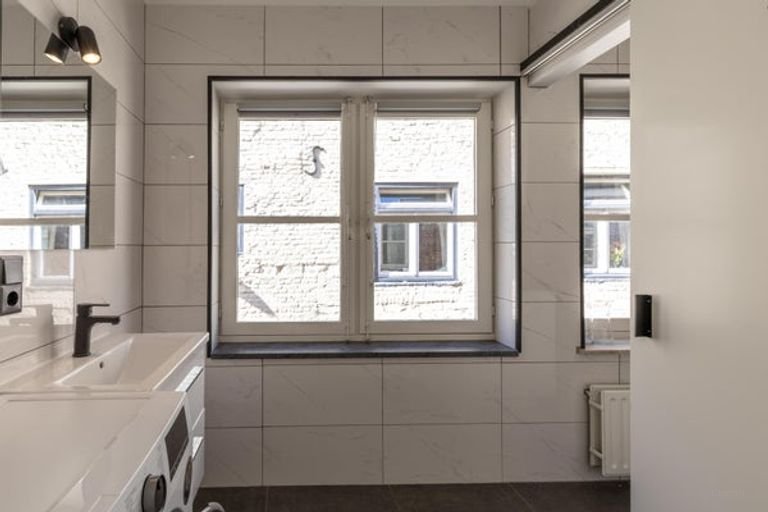 Furnished apartment with studio in Wyck - Image 7