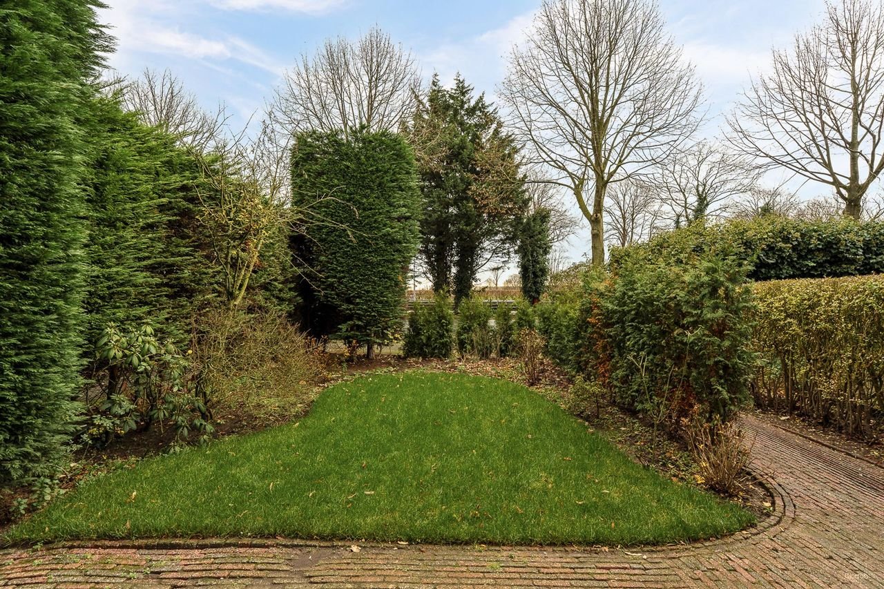 Uitgebouwde hoekwoning met royale tuin - Afbeelding 4